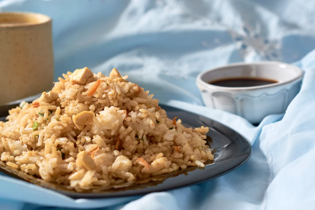 Brown rice with sauce