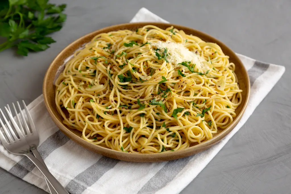Garlic butter pasta with parsley and parmesan