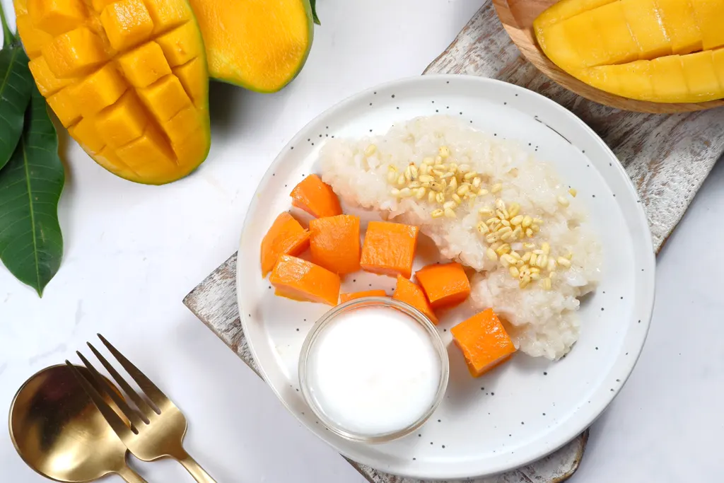 Mango, sticky rice, mung beans and coconut milk ingredients